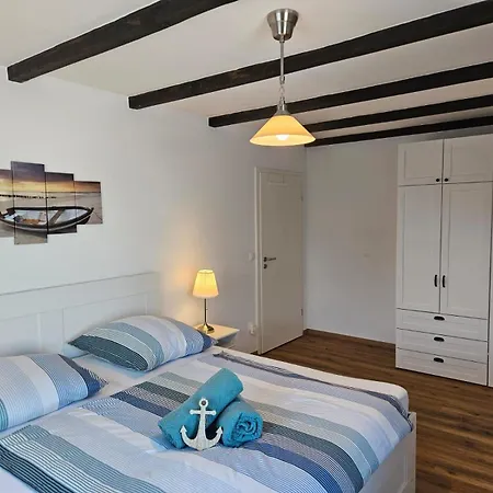 Seeschwalbe Appartement Tossens